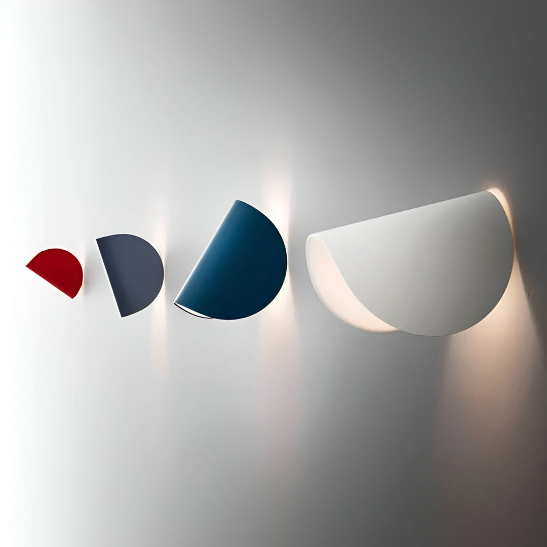 Twist Wall Lamp - Rotatable Metal Wall Light - Curve Wall Sconce | Kalsten