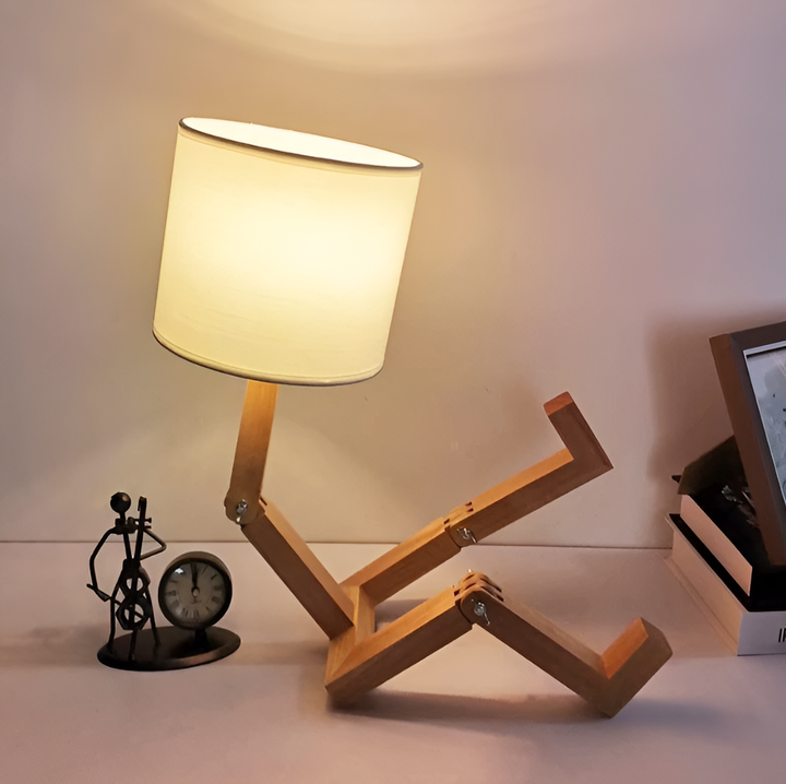 Flexible Robot Desk Lamp Made of Solid Wood – LumoBot | Kalsten