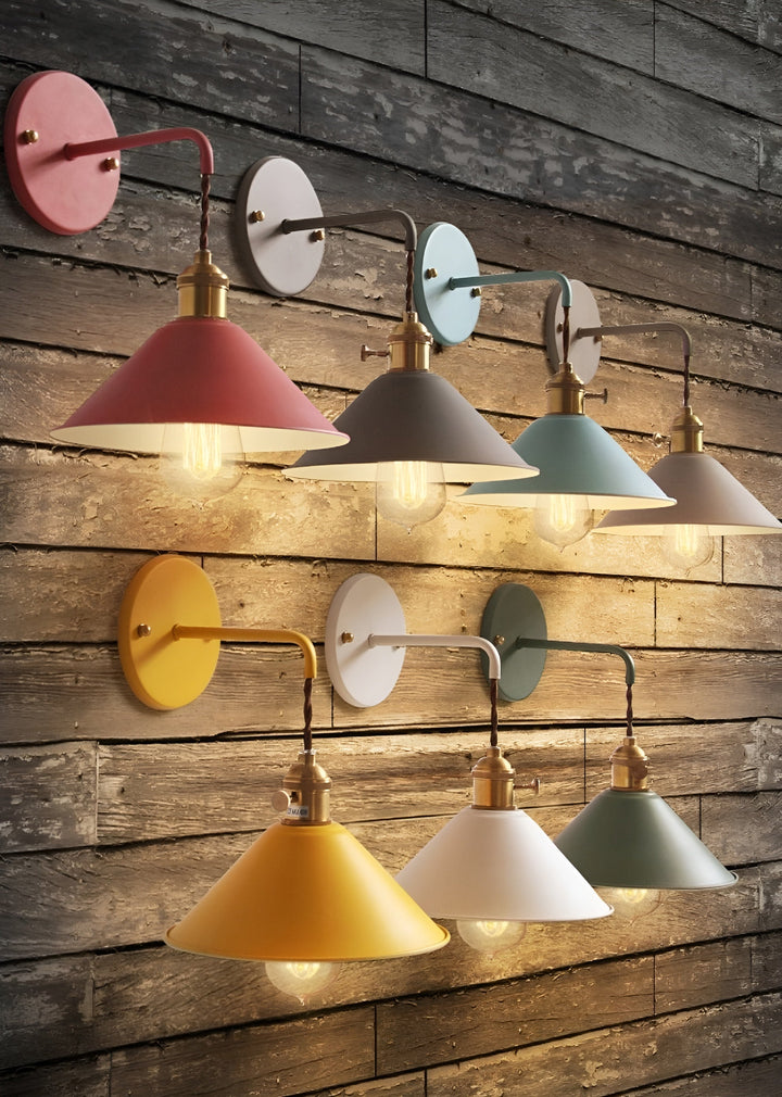 Retro Cone Wall Lamp – Vintage-Inspired Design