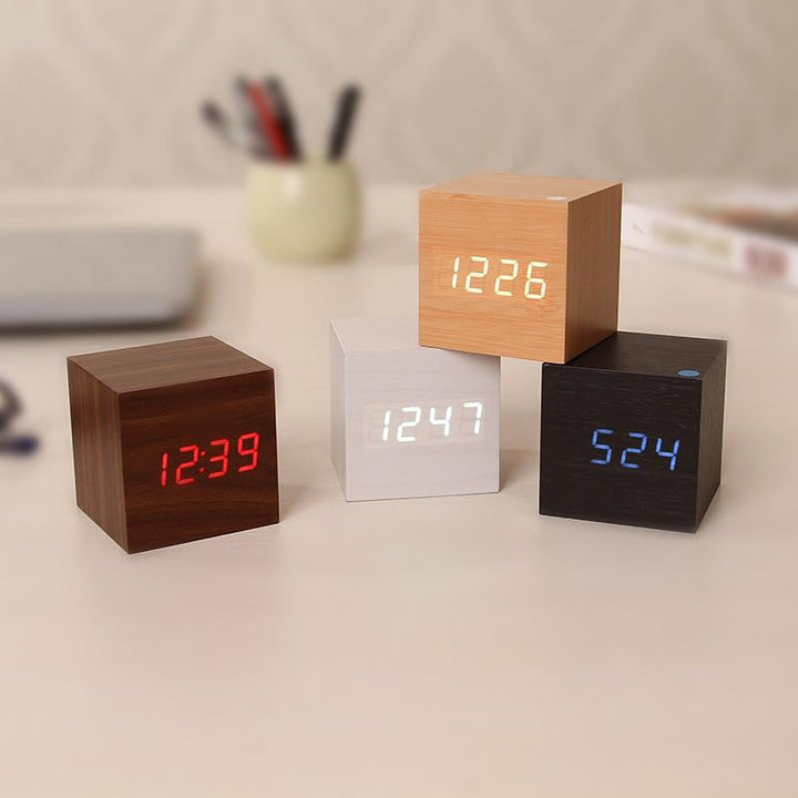 Modern Digital Wood Clock | Kalsten