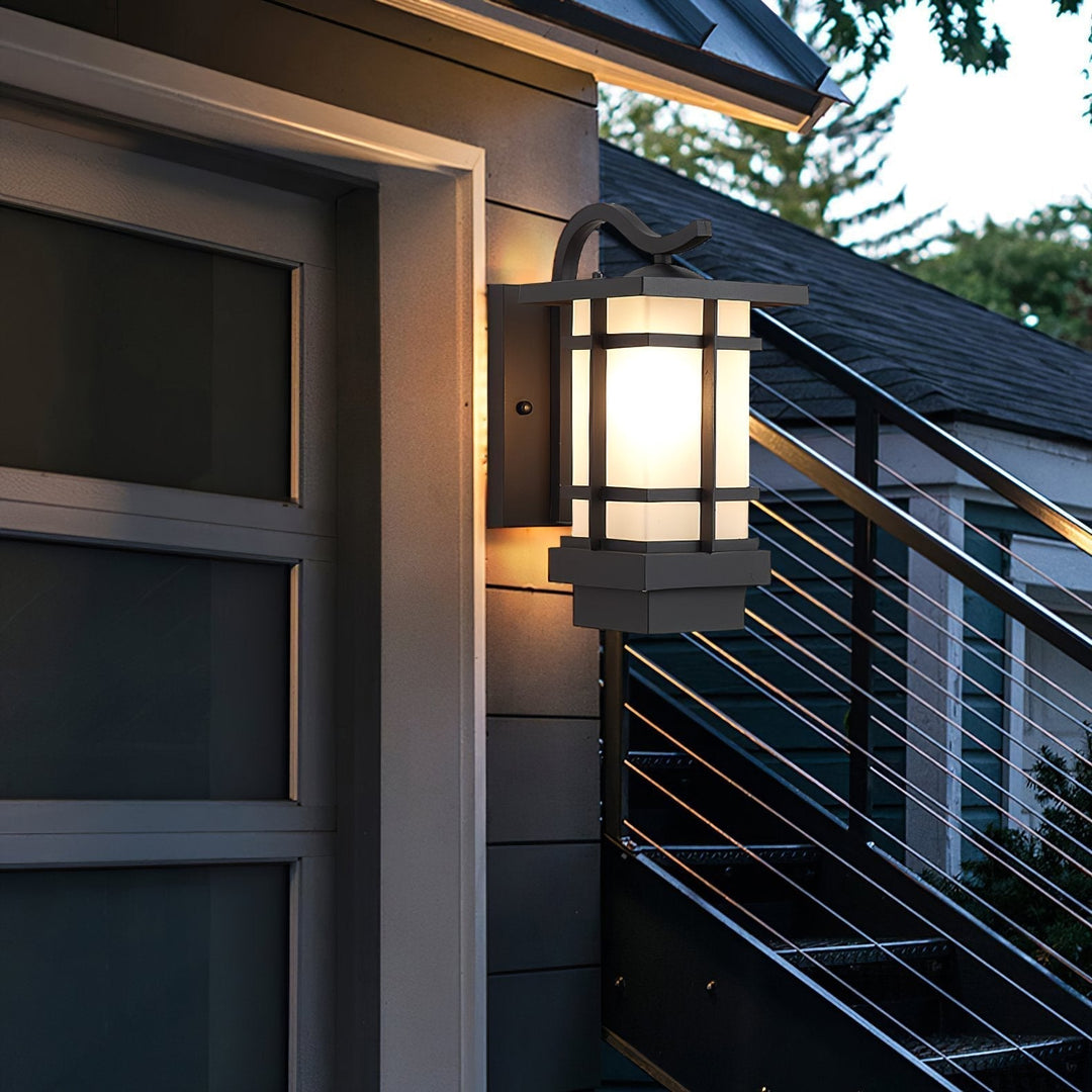 House Wall Light | Kalsten
