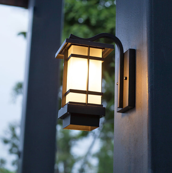 House Wall Light | Kalsten