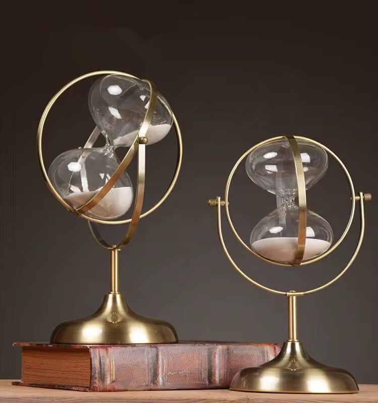 Kalsten | Large Hourglass