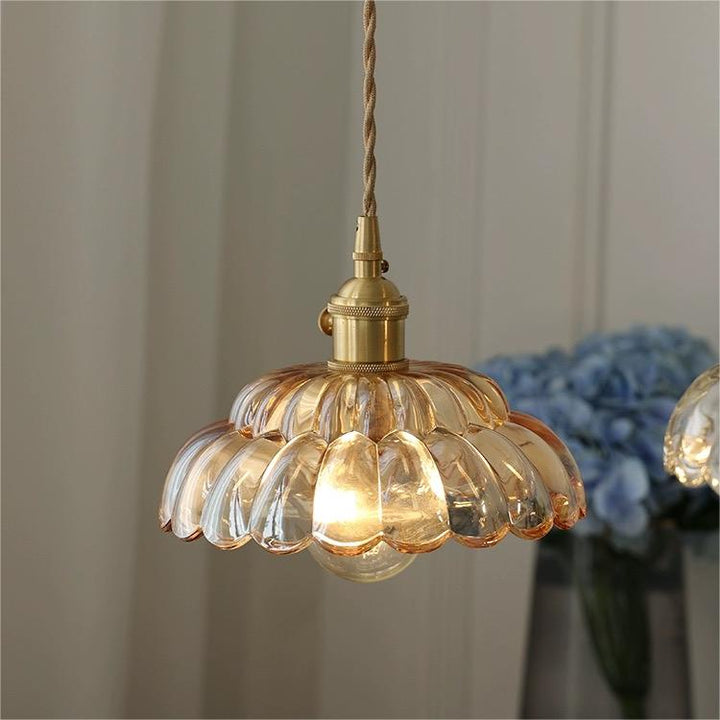 Mid-Century Clear Glass Elegance Pendant Light | Kalsten