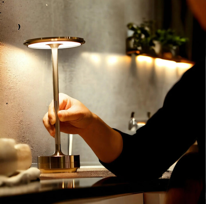 Elegant Wireless Table Lamp with Touch Control and Changeable Light Colors Kalsten
