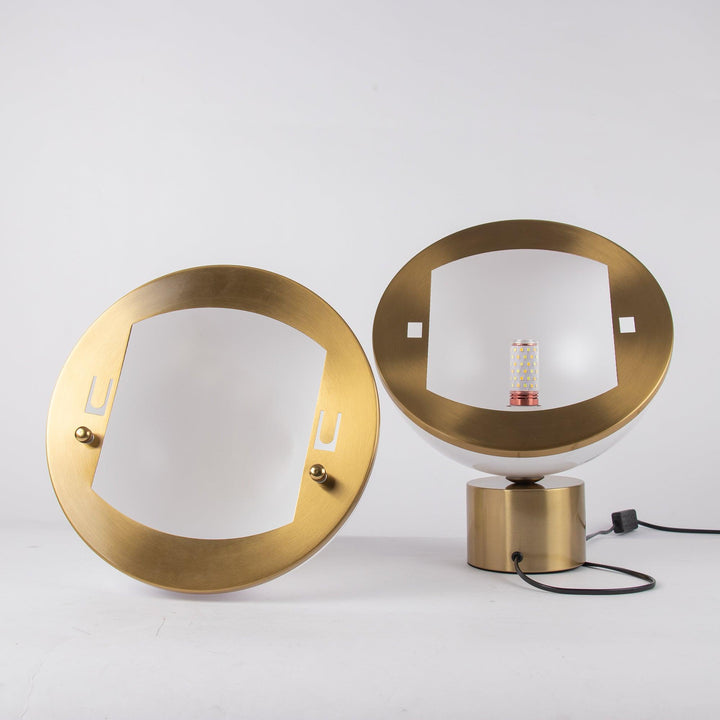 Crescent Table Lamp | Kalsten