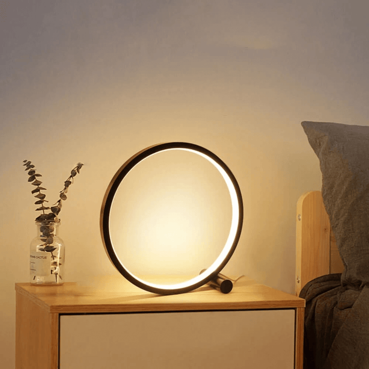 Halo Glo Lamp – minimalistic dimmable round LED table lamp | Kalsten