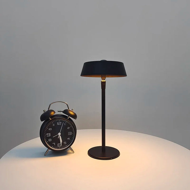 Modern UrbanGlam Indoor Lamp - Luxury & Elegant Design Kalsten