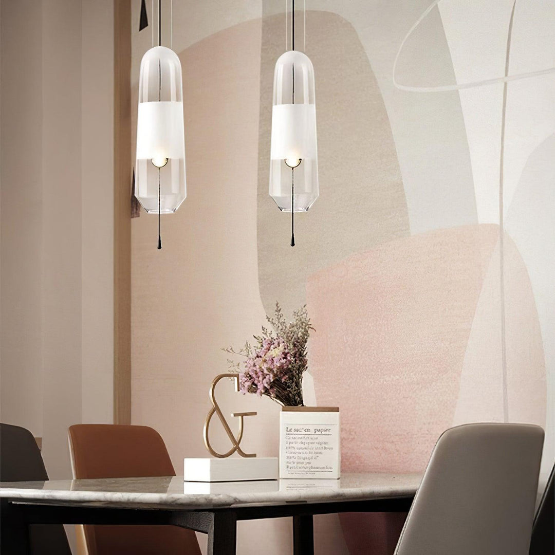 Joanna Glass Pendant Light 4.7' | Kalsten