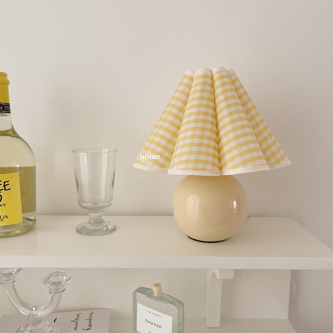 Kicsi Knife Pleat Work lamp Table Lamp | Kalsten
