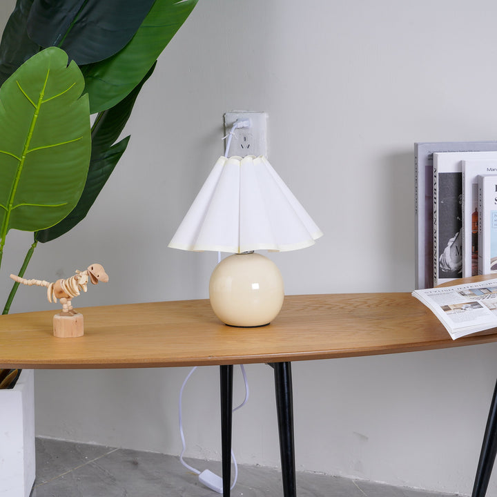 Kicsi Knife Pleat Work lamp Table Lamp | Kalsten