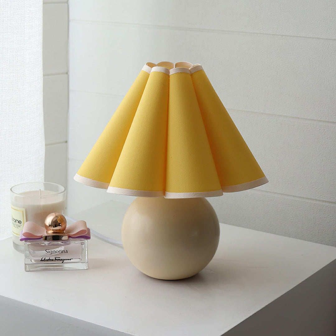 Kicsi Knife Pleat Work lamp Table Lamp | Kalsten