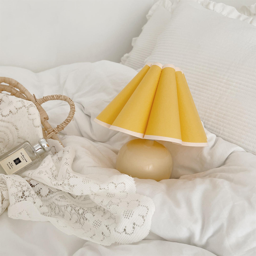 Kicsi Knife Pleat Work lamp Table Lamp | Kalsten