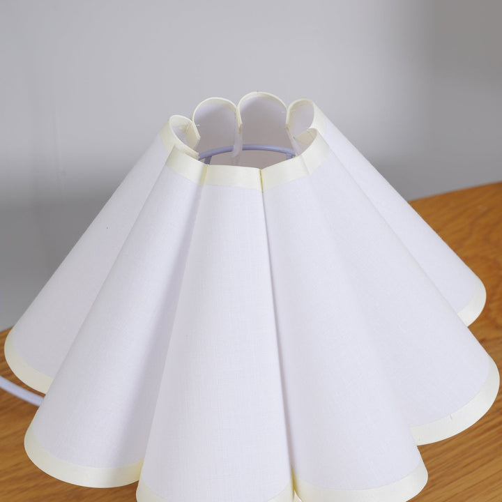 Kicsi Knife Pleat Work lamp Table Lamp | Kalsten