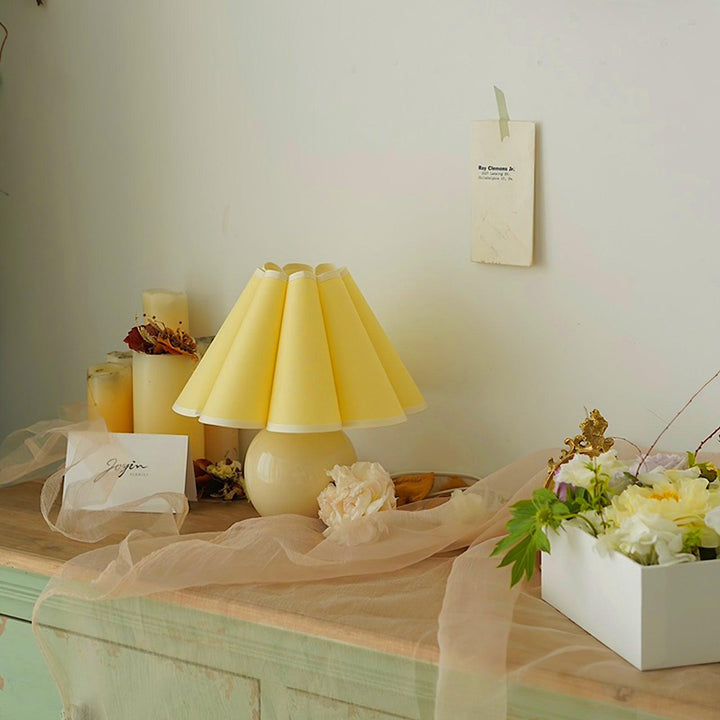 Kicsi Knife Pleat Work lamp Table Lamp | Kalsten