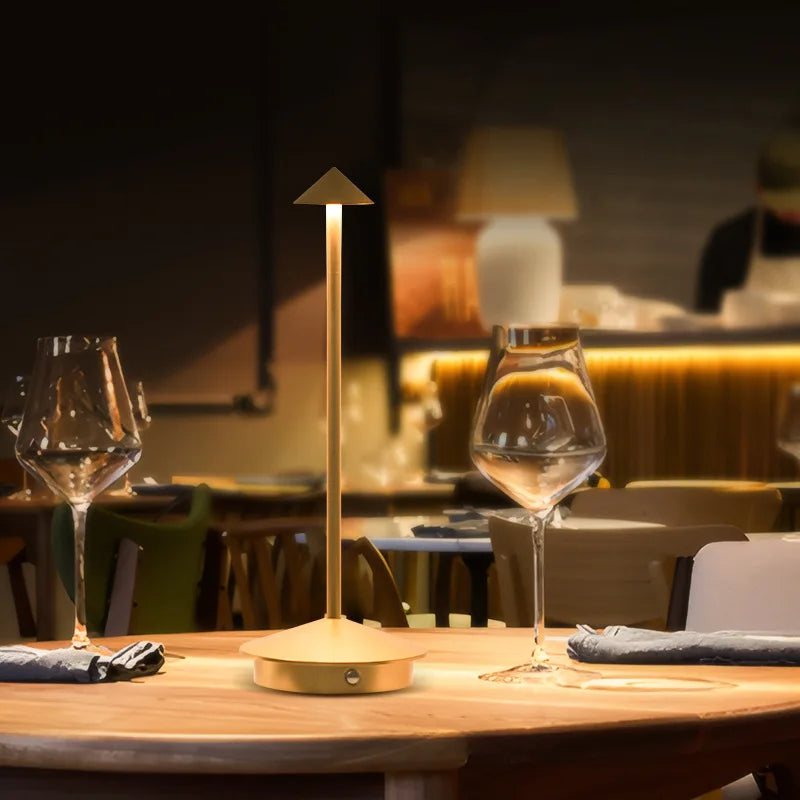 Modern LED table lamp with touch sensor – Dimmable, Wireless and Minimalist Design | Kalsten