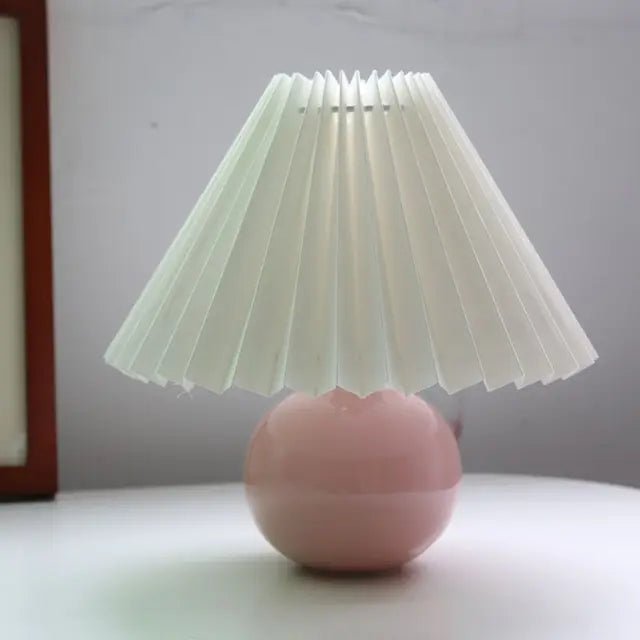 Elegant Vintage Table Lamp with Foldable Lampshade | Kalsten