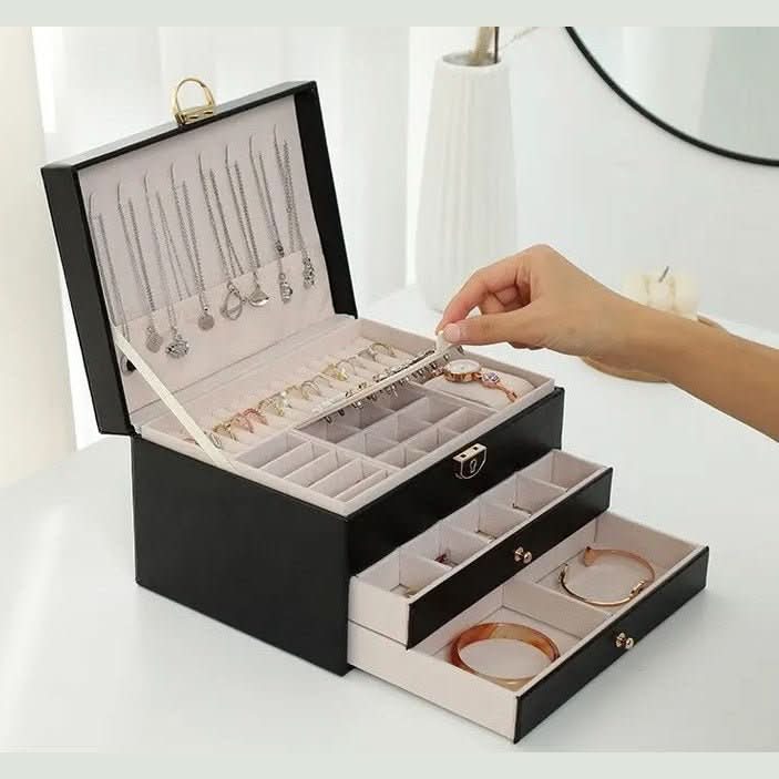 Skanto | Elegant Leather Jewelry Box for Stylish Storage