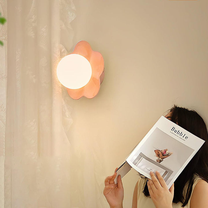 La fleur Sconce Wall Lamp | Kalsten