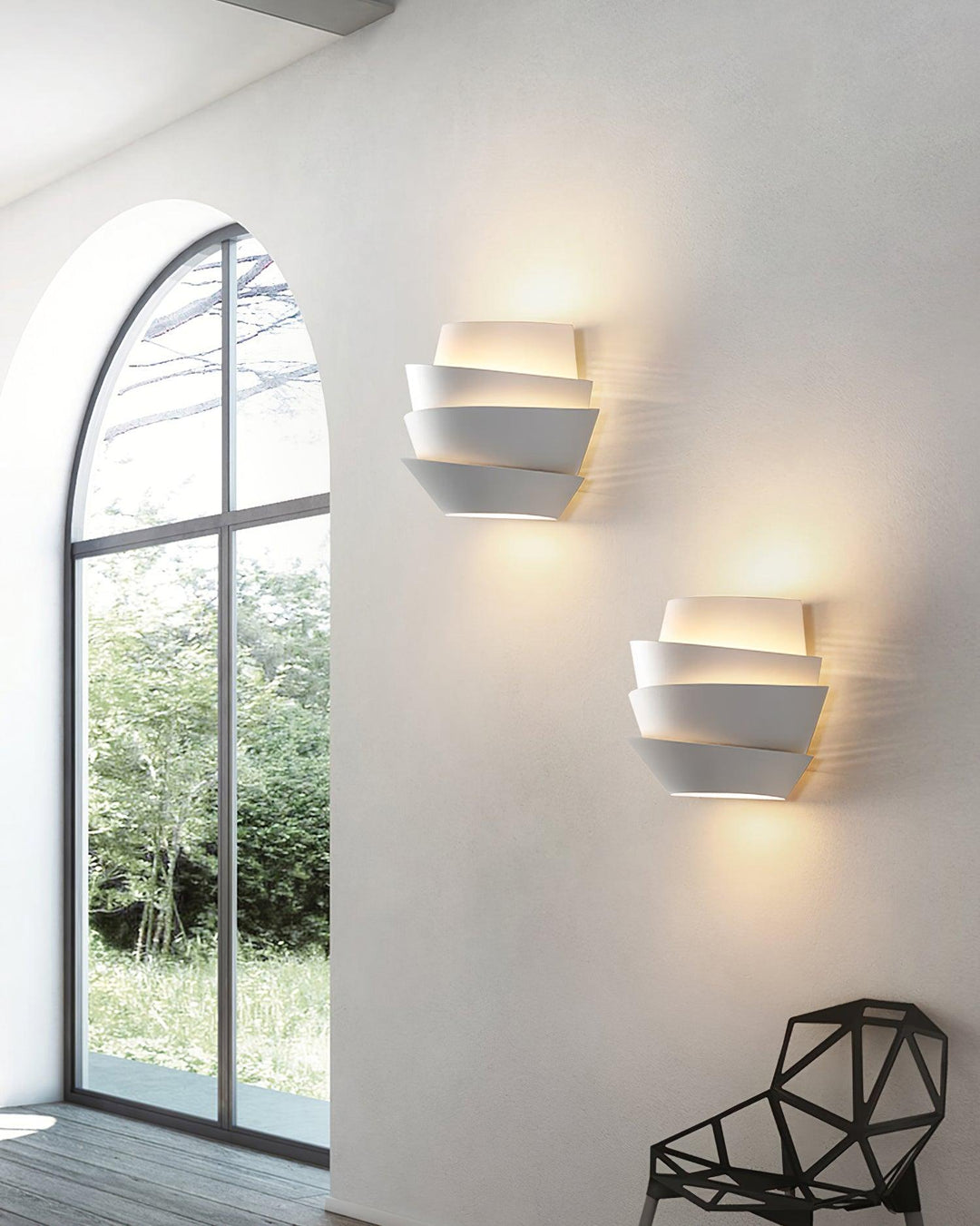 Sun-Inspired Wall Lamp – French Style