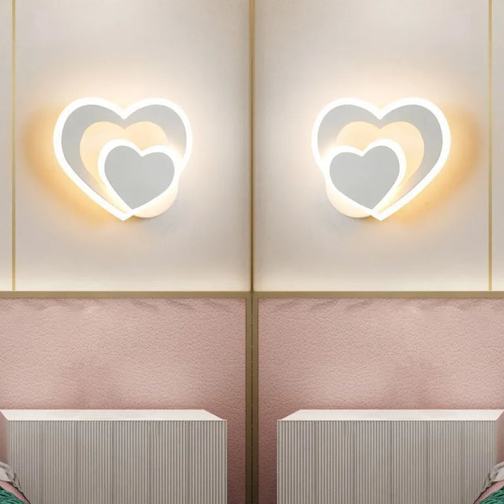 Heart Wall Light | Romantic Design | Easy Installation - AtmosLove | Kalsten