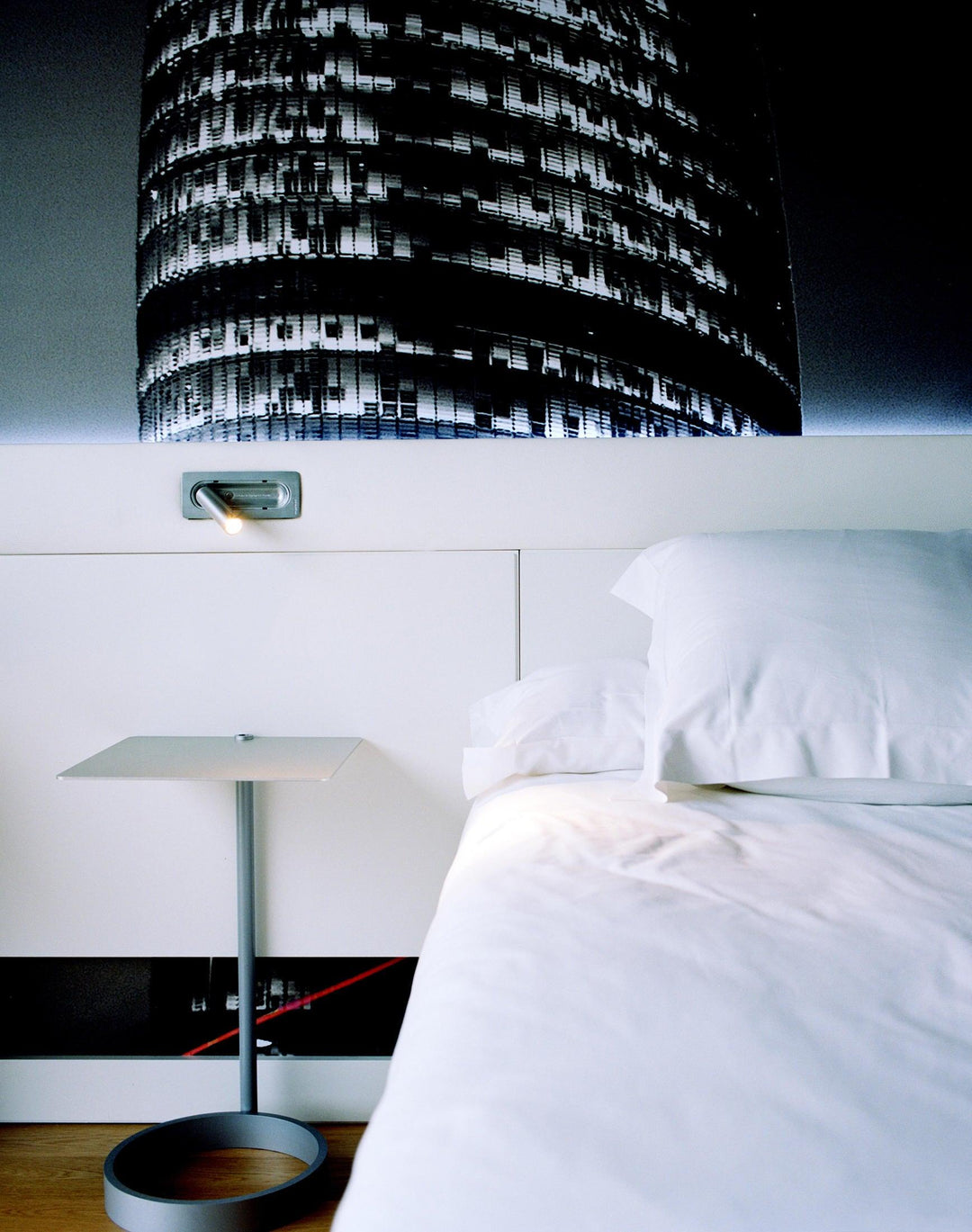 OmniLux Reading Lamp | Kalsten