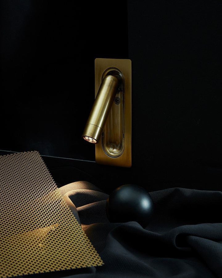 OmniLux Reading Lamp | Kalsten