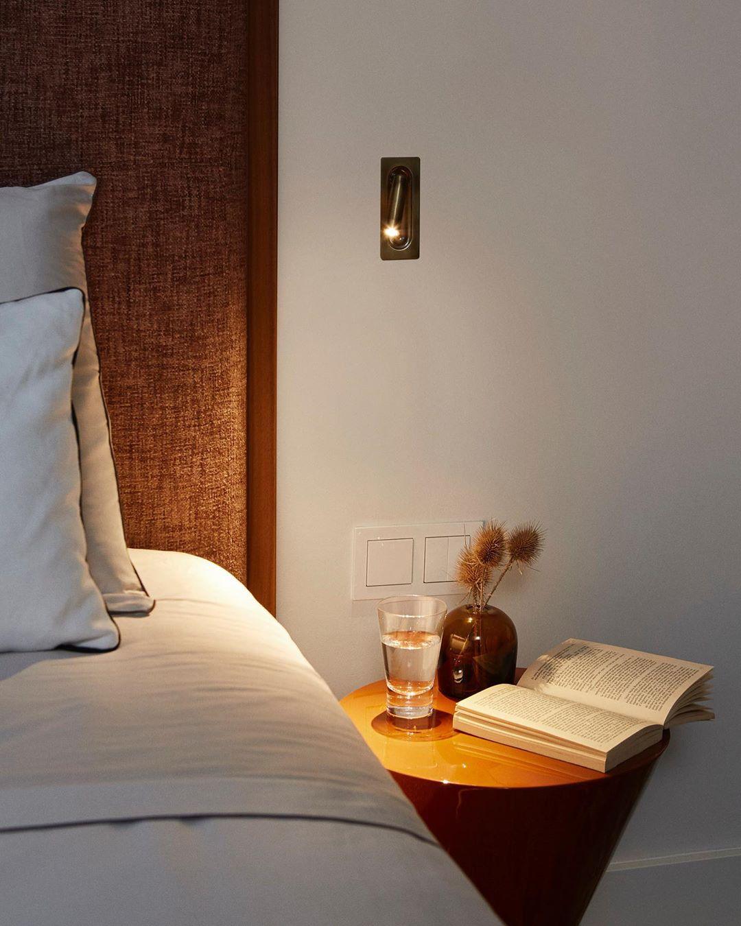 OmniLux Reading Lamp | Kalsten