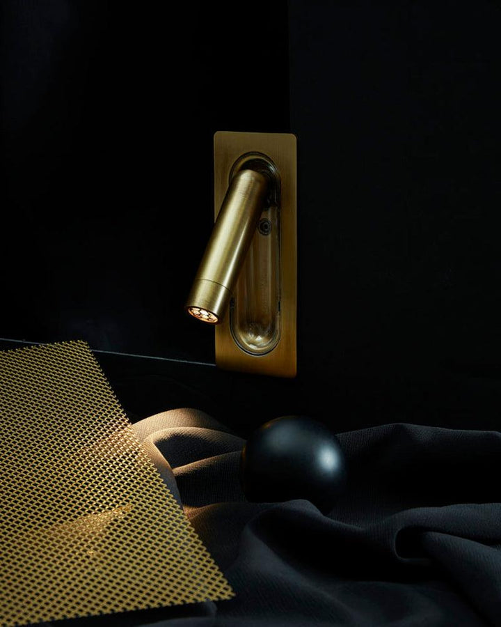 OmniLux Reading Lamp | Kalsten