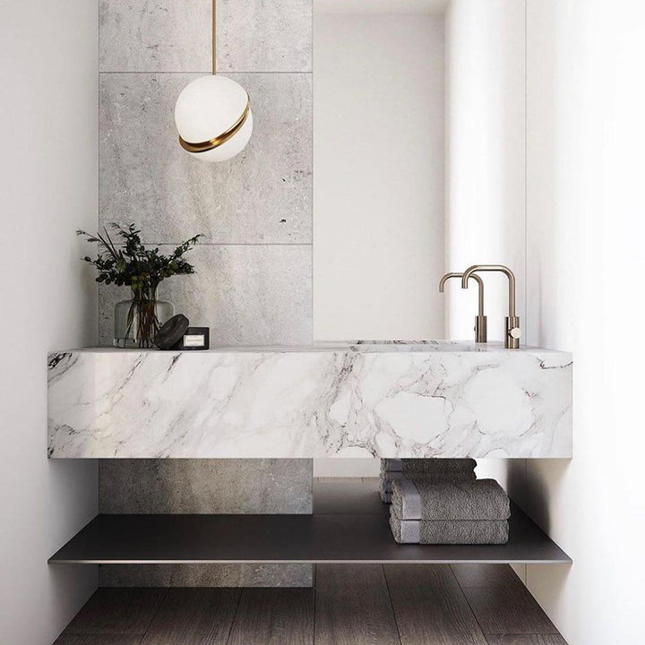 Crescent Houselight Pendant Lamp | Kalsten