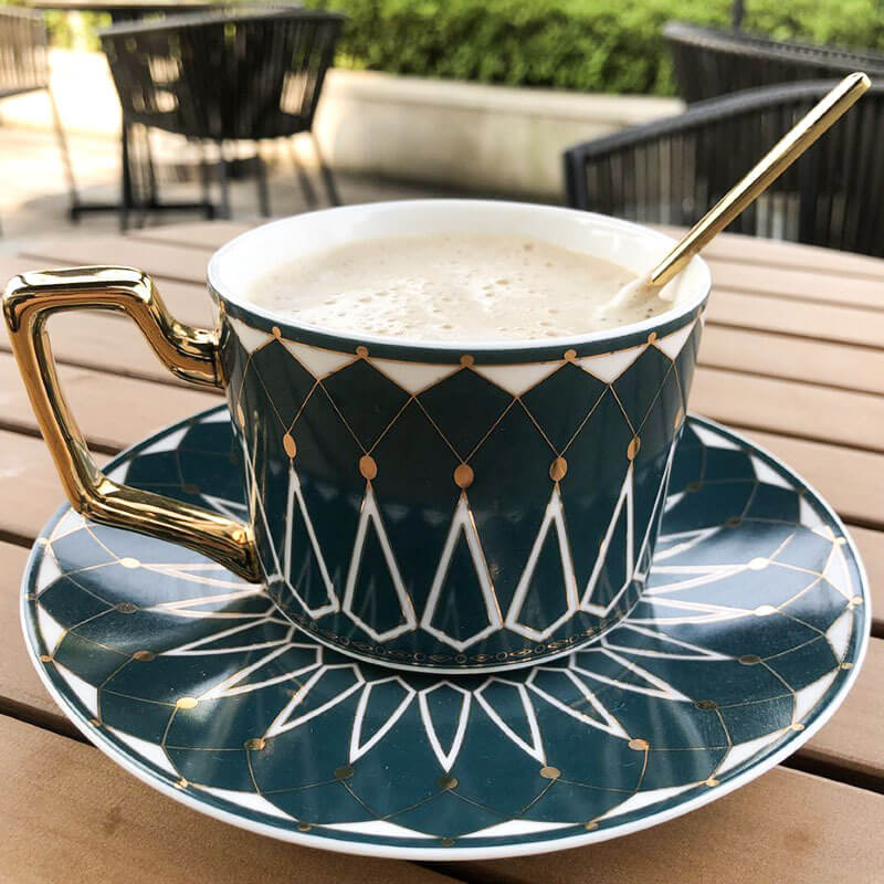 Kalsten | Square A Retro-Pattern Coffee Mug