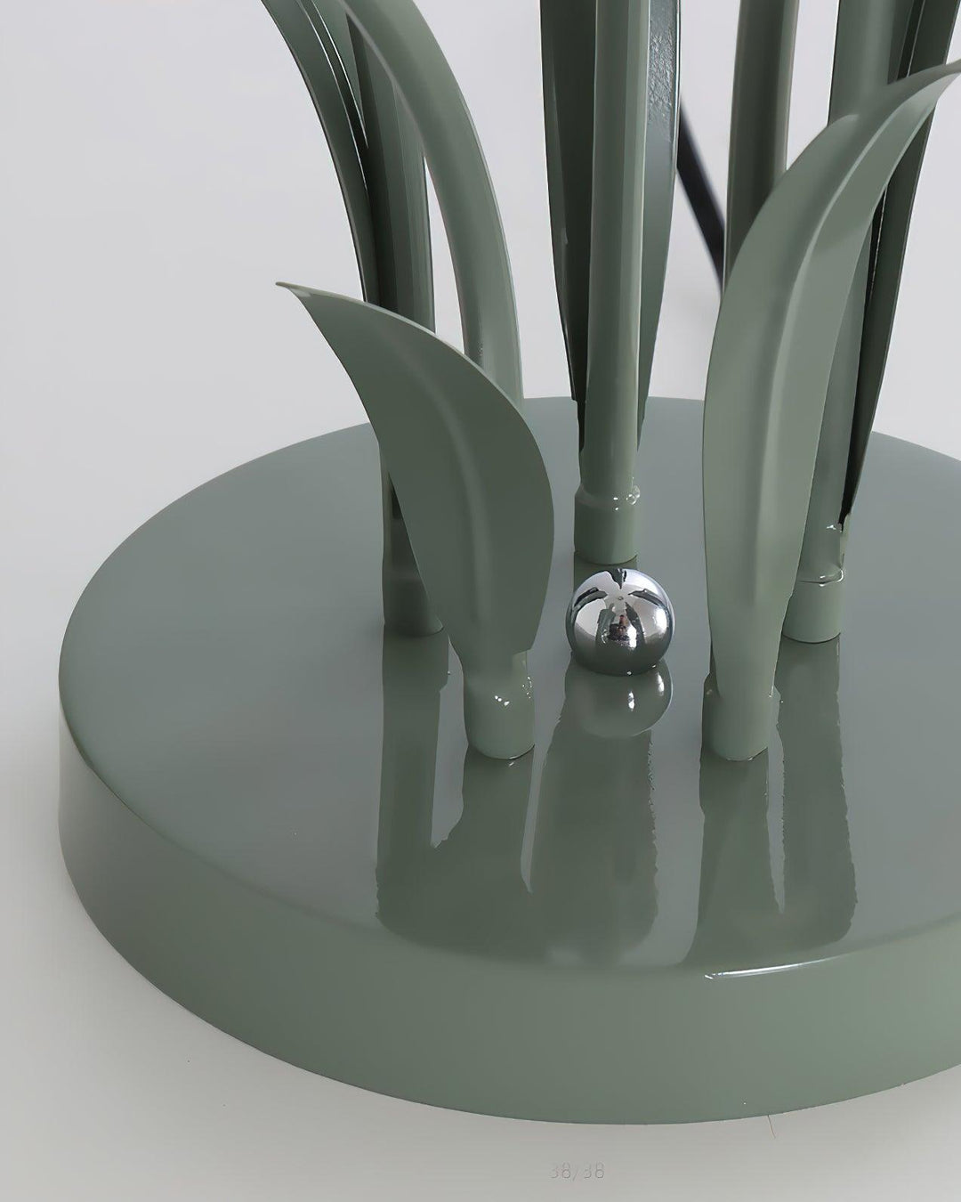Lily Blossom Table Lamp | Kalsten
