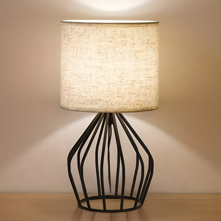 Elegant Table Lamp with Linen Shade and Metal Base – Perfect Lighting Kalsten