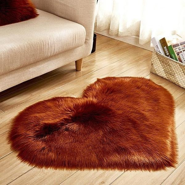 Love Heart Shaped Faux Sheepskin Fur Rug | Kalsten