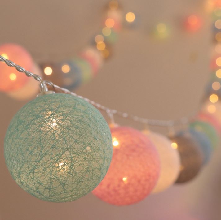 Cheerful Cotton Light Ball Garland - LumiBall | Kalsten