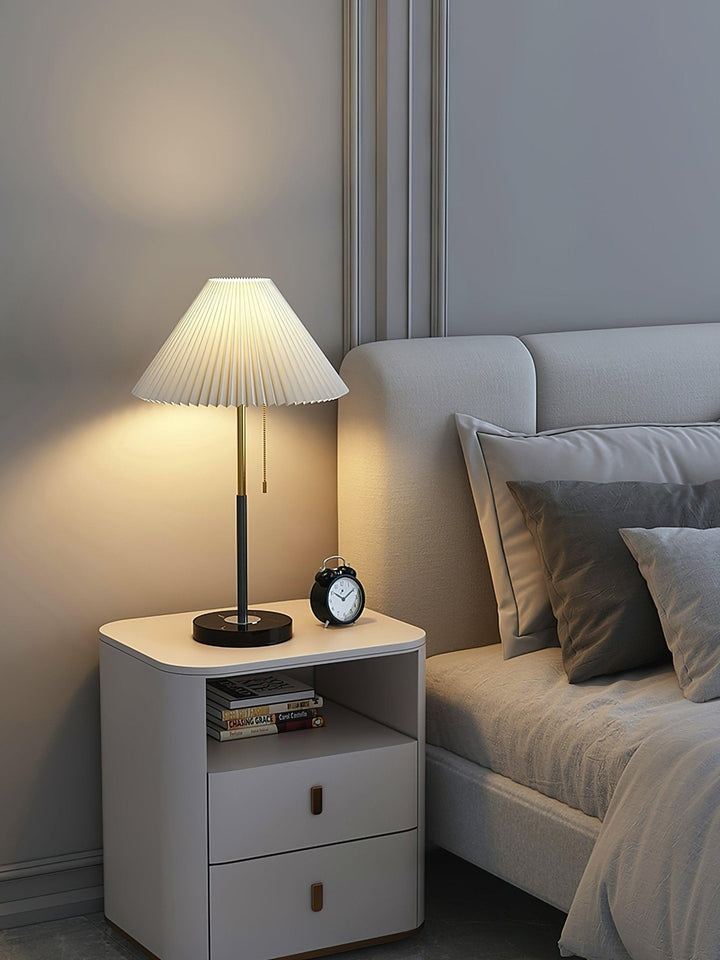 Matin Nightstand lamp Table Lamp | Kalsten