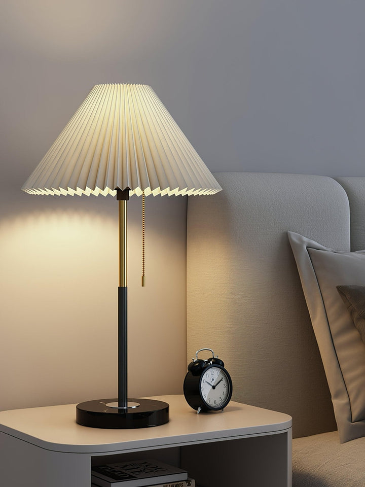 Matin Nightstand lamp Table Lamp | Kalsten