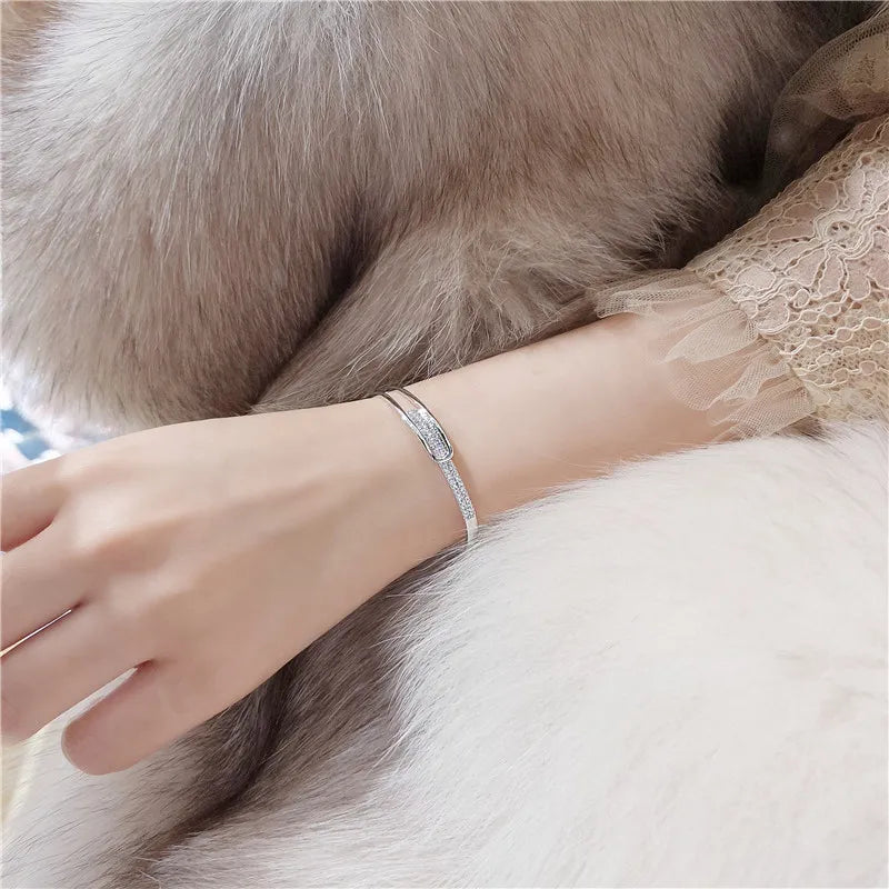 Skanto | Open Bracelet Made of 925 Sterling Silver with Zirconia