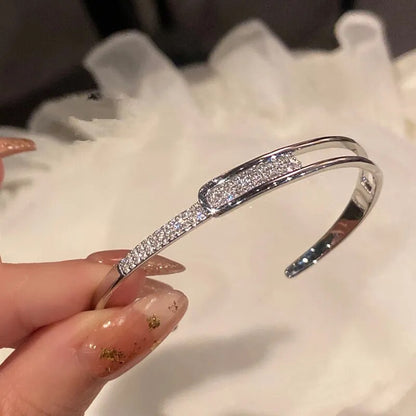 Skanto | Open Bracelet Made of 925 Sterling Silver with Zirconia