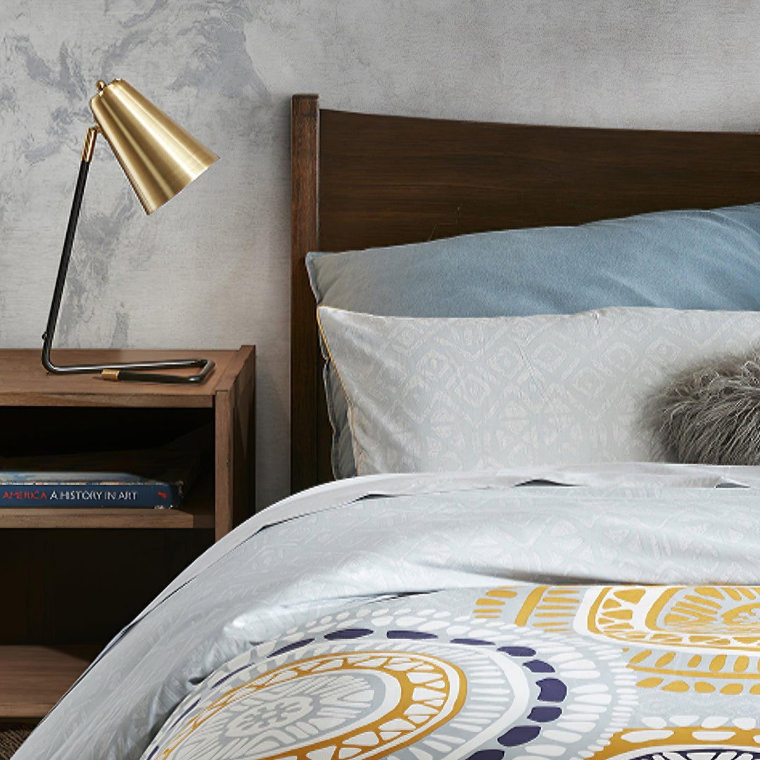 Miles Medium Table Lamp 15' | Kalsten