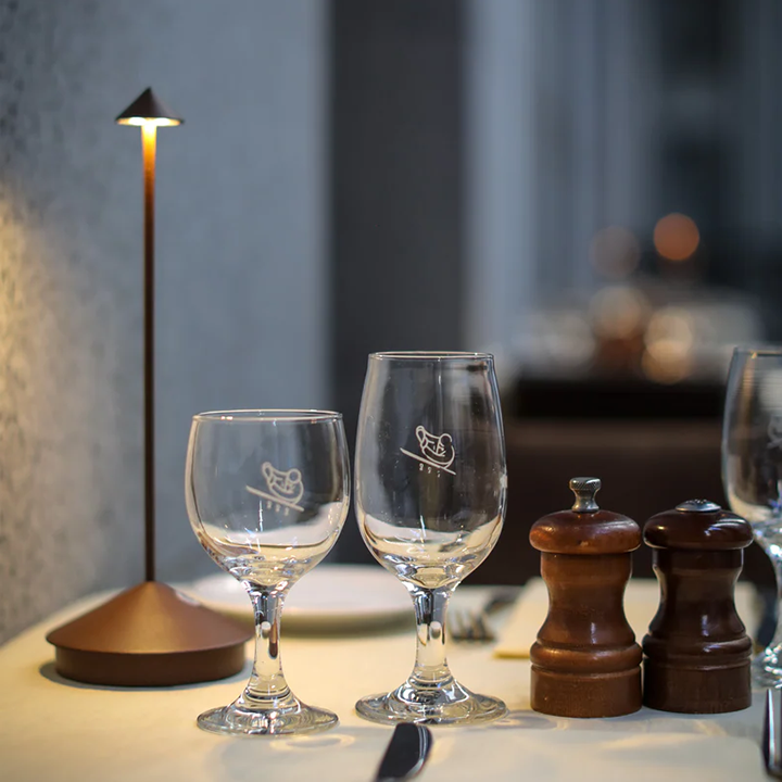 Wireless Rechargeable Table Lamp – Dimmable