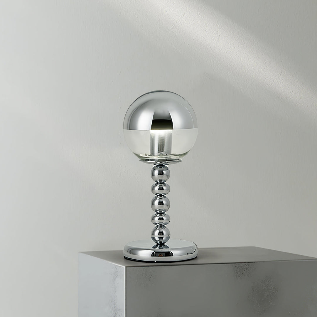 MirrorGlow – Minimalist Chrome Table Lamp | Kalsten