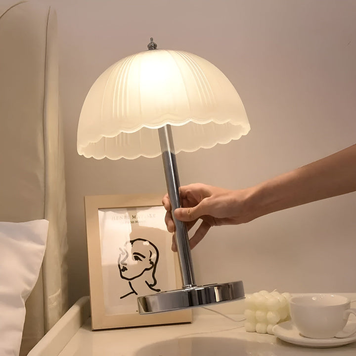 Modern Elegance LED Table Lamp - Stylish and Energy Efficient Kalsten