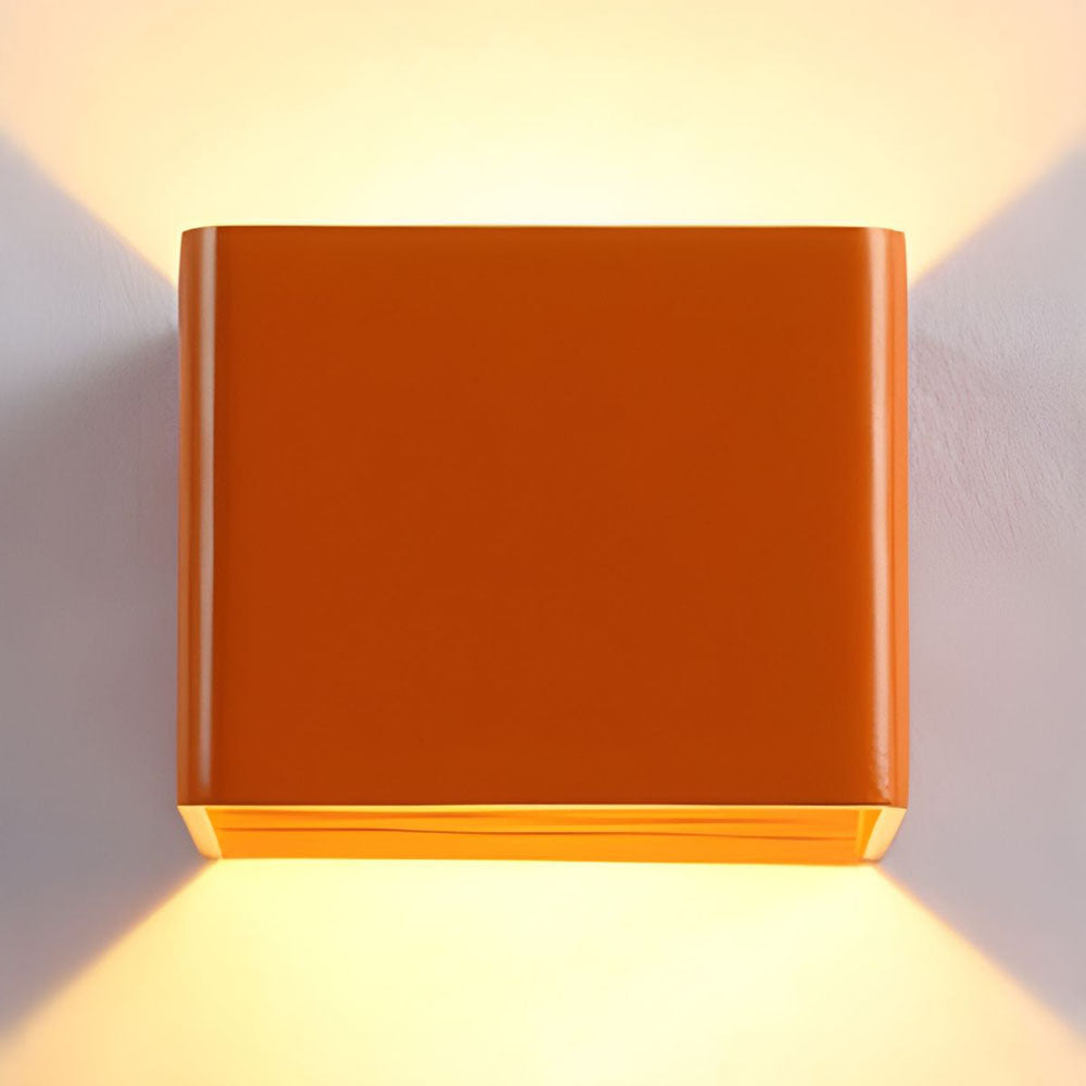 Cube-Shade Wall Light