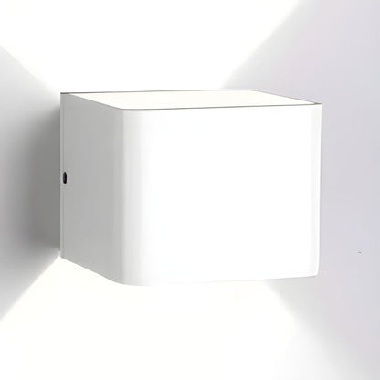 Cube-Shade Wall Light