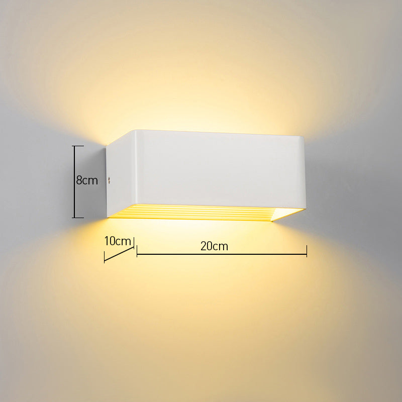 Cube-Shade Wall Light