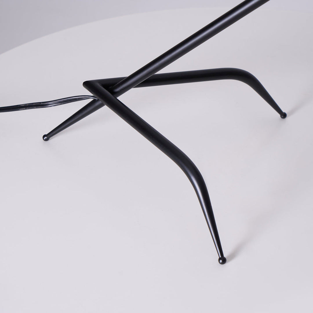 Modern Tripod Table Lamp 12.6' | Kalsten
