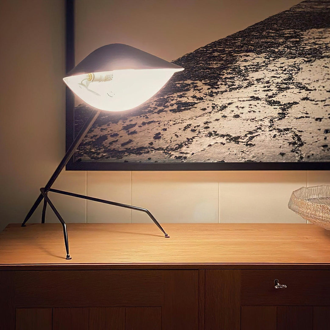 Modern Tripod Table Lamp 12.6' | Kalsten