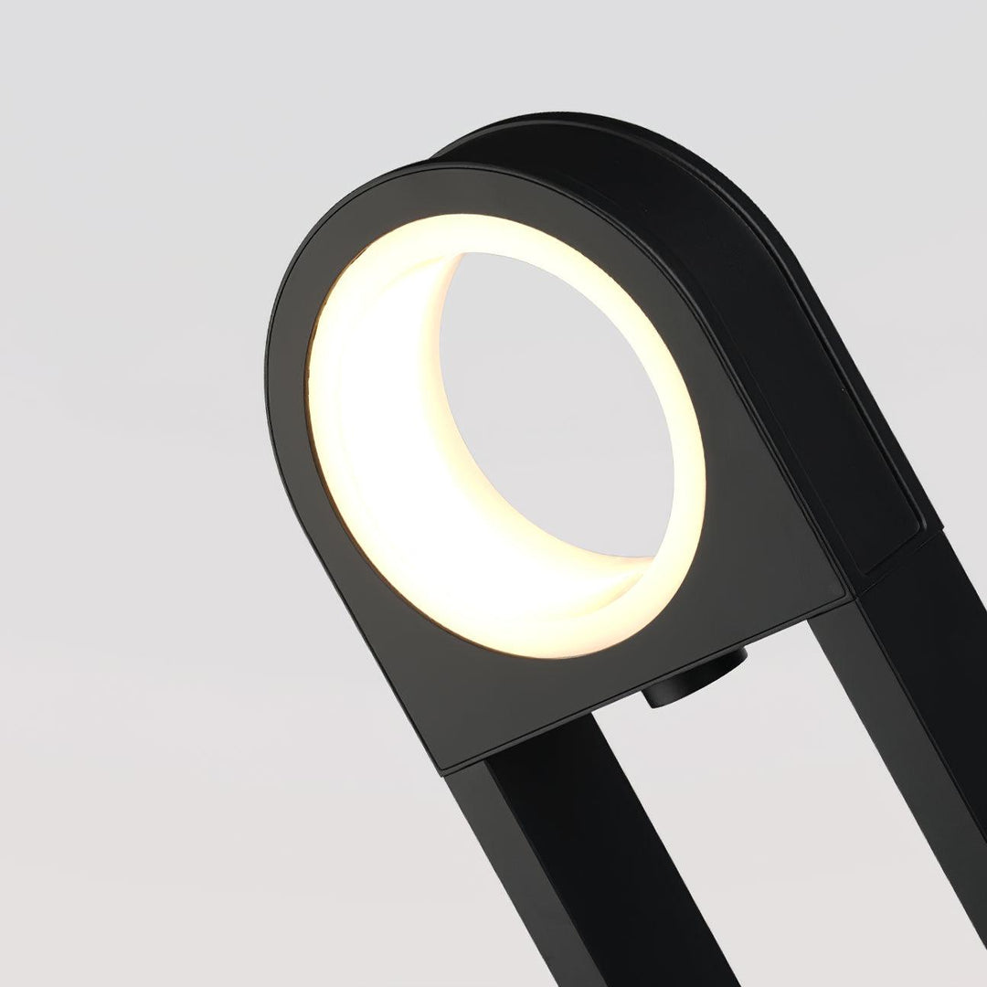 Molde Garden Outdoor Light 7.9' | Kalsten