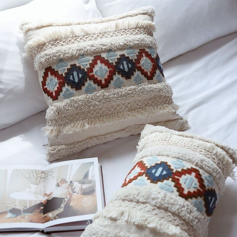 Morocco Tufting Ivory Pillowcase | Kalsten